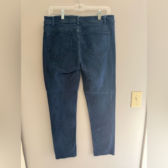 J Jill Denim Authentic Fit Slim Leg Jeans Women’s SZ 8 Blue Midrise Straight - Picture 6 of 11